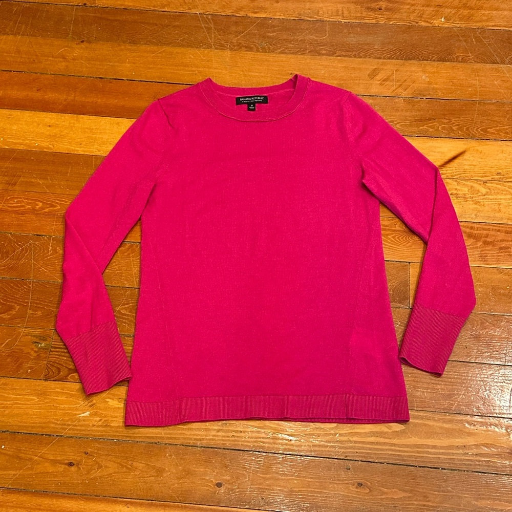 Banana Republic Vibrant Pink Long Sleeve Extra Fine Merino Wool Top - Picture 8 of 8